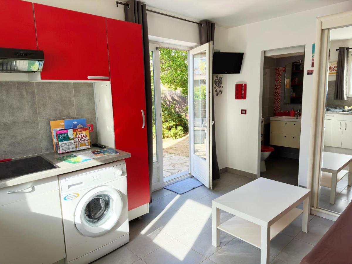 Studio Au Calme Tout Confort Proche Des Plages - Jardin Wifi Parking Fréjus Kültér fotó